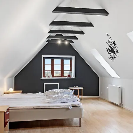 4 Bedroom Lovely In * Langebæk